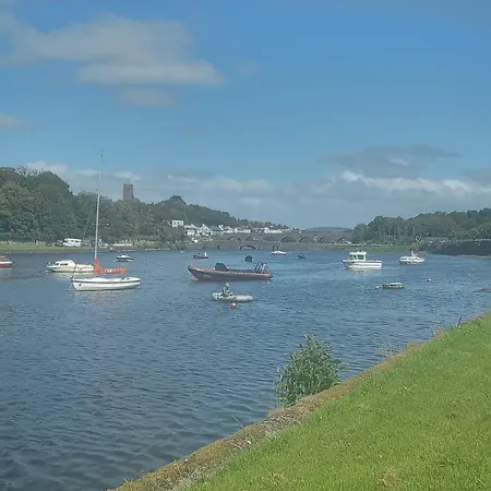 The Moorings On The Greenway